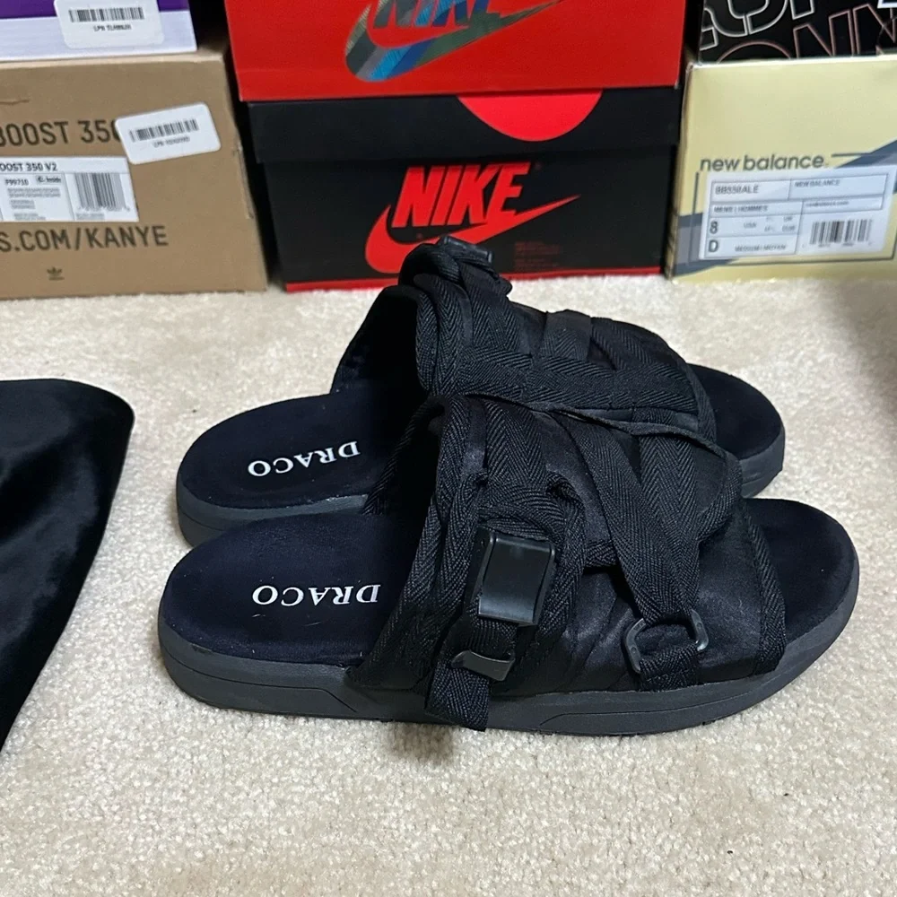 Men’s Black Slide Sandals fashion designer good condition size 7-8